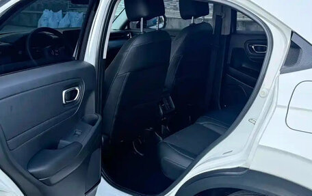 Honda Vezel, 2023 год, 1 820 013 рублей, 13 фотография