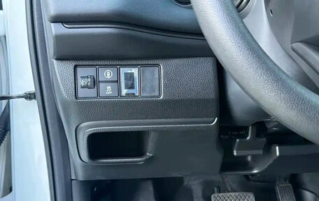 Honda Vezel, 2023 год, 1 820 013 рублей, 9 фотография