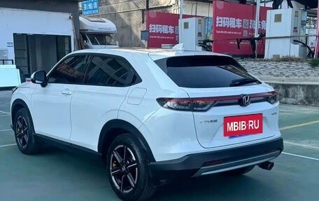 Honda Vezel, 2023 год, 1 820 013 рублей, 4 фотография