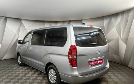 Hyundai H-1 II рестайлинг, 2019 год, 2 595 000 рублей, 4 фотография