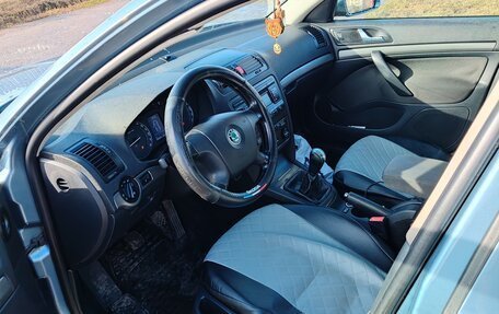 Skoda Octavia, 2008 год, 440 000 рублей, 3 фотография