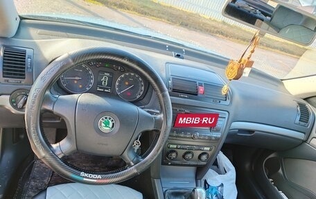 Skoda Octavia, 2008 год, 440 000 рублей, 2 фотография