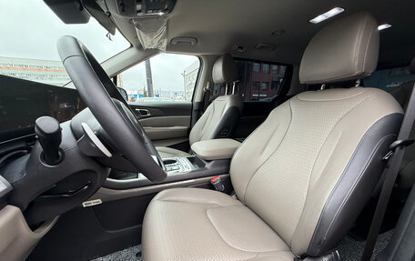 KIA Carnival, 2025 год, 6 490 000 рублей, 8 фотография