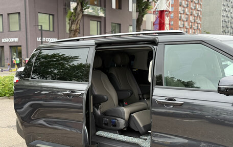 KIA Carnival, 2025 год, 6 490 000 рублей, 6 фотография