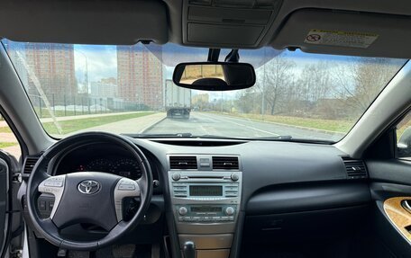 Toyota Camry, 2006 год, 975 000 рублей, 8 фотография