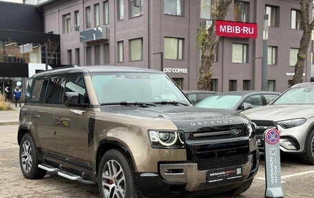 Land Rover Defender II, 2023 год, 9 290 000 рублей, 3 фотография