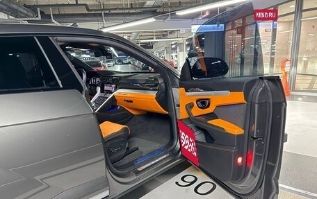 Lamborghini Urus I, 2025 год, 38 990 000 рублей, 15 фотография