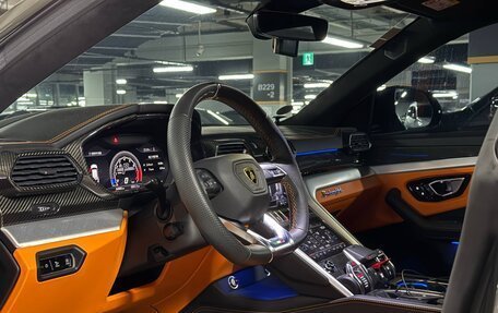 Lamborghini Urus I, 2025 год, 38 990 000 рублей, 17 фотография