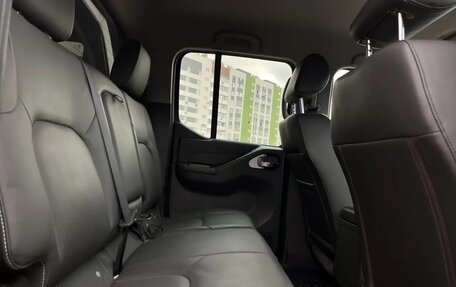 Nissan Navara (Frontier), 2012 год, 2 300 000 рублей, 21 фотография