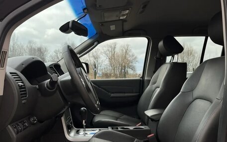 Nissan Navara (Frontier), 2012 год, 2 300 000 рублей, 23 фотография