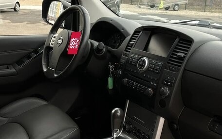 Nissan Navara (Frontier), 2012 год, 2 300 000 рублей, 20 фотография