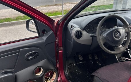 Renault Logan I, 2010 год, 245 000 рублей, 5 фотография