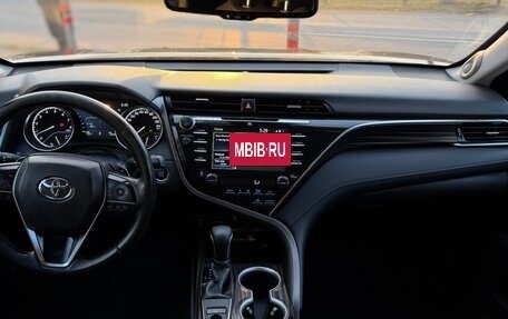 Toyota Camry, 2020 год, 2 950 000 рублей, 33 фотография