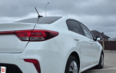 KIA Rio IV, 2018 год, 890 000 рублей, 15 фотография