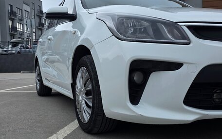 KIA Rio IV, 2018 год, 890 000 рублей, 14 фотография