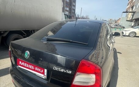 Skoda Octavia, 2011 год, 690 000 рублей, 2 фотография