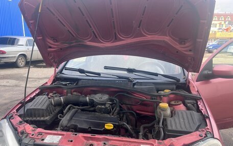 Opel Corsa C рестайлинг, 2001 год, 70 000 рублей, 14 фотография