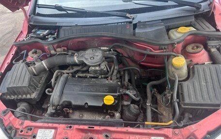 Opel Corsa C рестайлинг, 2001 год, 70 000 рублей, 13 фотография