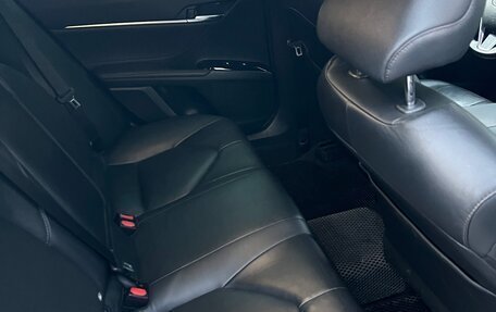 Toyota Camry, 2018 год, 2 360 000 рублей, 14 фотография