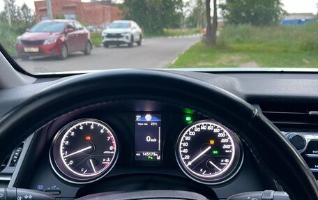 Toyota Camry, 2018 год, 2 360 000 рублей, 11 фотография