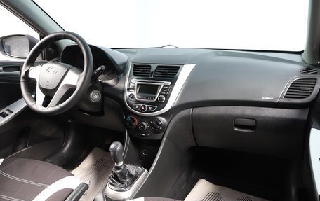 Hyundai Solaris II рестайлинг, 2016 год, 799 000 рублей, 9 фотография