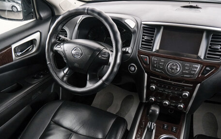 Nissan Pathfinder, 2015 год, 1 979 000 рублей, 9 фотография