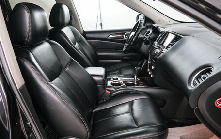 Nissan Pathfinder, 2015 год, 1 979 000 рублей, 13 фотография