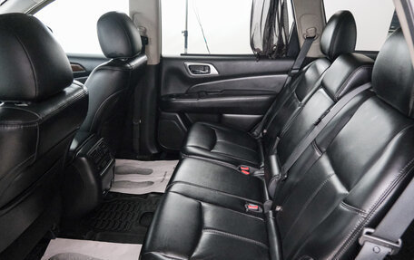 Nissan Pathfinder, 2015 год, 1 979 000 рублей, 21 фотография