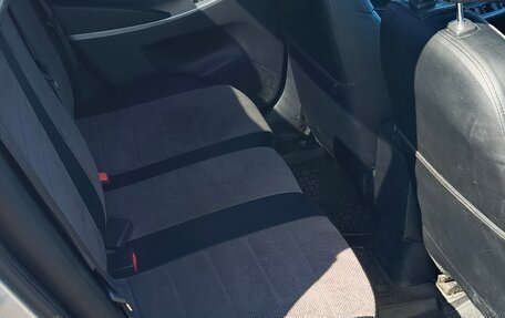 Hyundai Solaris II рестайлинг, 2011 год, 815 000 рублей, 12 фотография