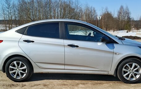 Hyundai Solaris II рестайлинг, 2011 год, 815 000 рублей, 15 фотография