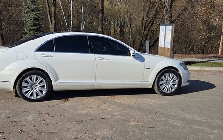 Mercedes-Benz S-Класс, 2012 год, 2 050 000 рублей, 3 фотография