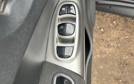 Nissan Juke II, 2013 год, 750 000 рублей, 18 фотография