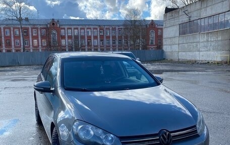 Volkswagen Golf VI, 2011 год, 750 000 рублей, 2 фотография