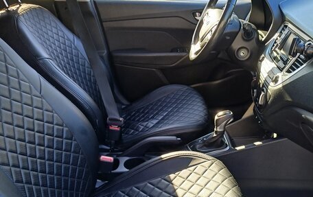 Hyundai Solaris II рестайлинг, 2019 год, 1 600 000 рублей, 8 фотография