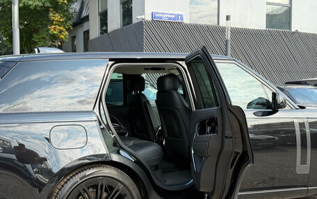 Land Rover Range Rover IV рестайлинг, 2025 год, 21 990 000 рублей, 12 фотография