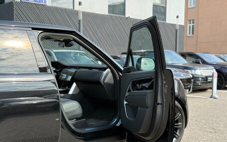 Land Rover Range Rover IV рестайлинг, 2025 год, 21 990 000 рублей, 14 фотография