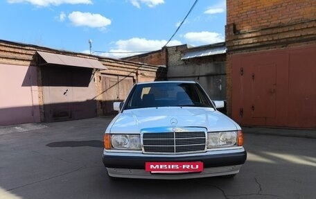 Mercedes-Benz 190 (W201), 1992 год, 2 400 000 рублей, 2 фотография