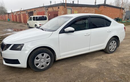 Skoda Octavia, 2017 год, 790 000 рублей, 3 фотография