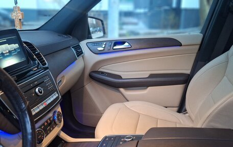 Mercedes-Benz GLS, 2016 год, 4 300 000 рублей, 14 фотография