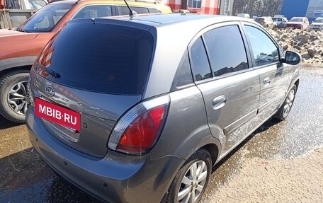 KIA Rio II, 2010 год, 680 000 рублей, 3 фотография