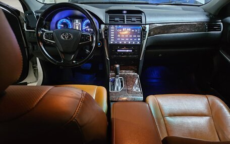 Toyota Camry, 2016 год, 1 700 000 рублей, 11 фотография