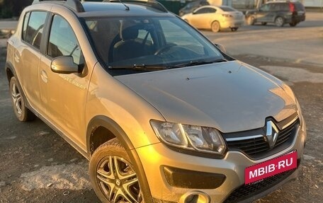 Renault Sandero II рестайлинг, 2017 год, 900 000 рублей, 2 фотография