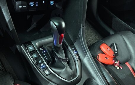 Hyundai Veloster II, 2019 год, 1 243 000 рублей, 15 фотография