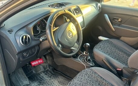 Renault Sandero II рестайлинг, 2017 год, 900 000 рублей, 5 фотография