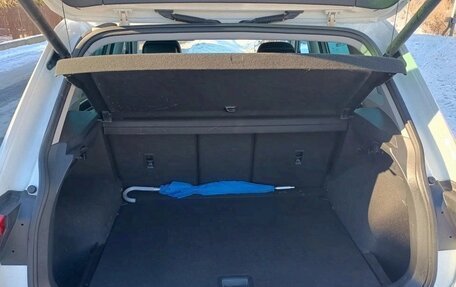 Volkswagen Tiguan II, 2021 год, 2 640 000 рублей, 17 фотография