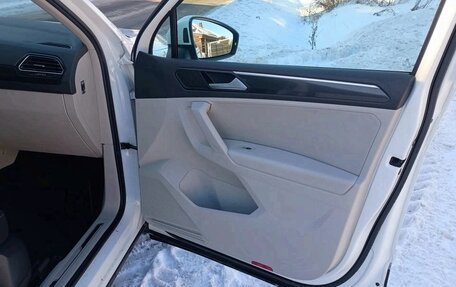 Volkswagen Tiguan II, 2021 год, 2 640 000 рублей, 24 фотография