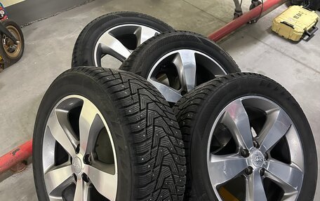 Jeep Grand Cherokee, 2014 год, 2 430 000 рублей, 31 фотография