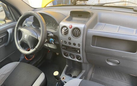 Peugeot Partner II рестайлинг 2, 2011 год, 310 000 рублей, 13 фотография