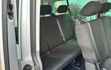 Volkswagen Caravelle T6 рестайлинг, 2023 год, 3 840 000 рублей, 6 фотография