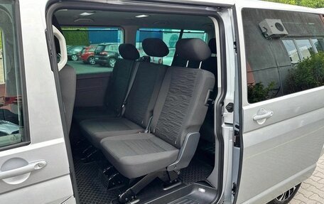 Volkswagen Caravelle T6 рестайлинг, 2023 год, 3 840 000 рублей, 7 фотография